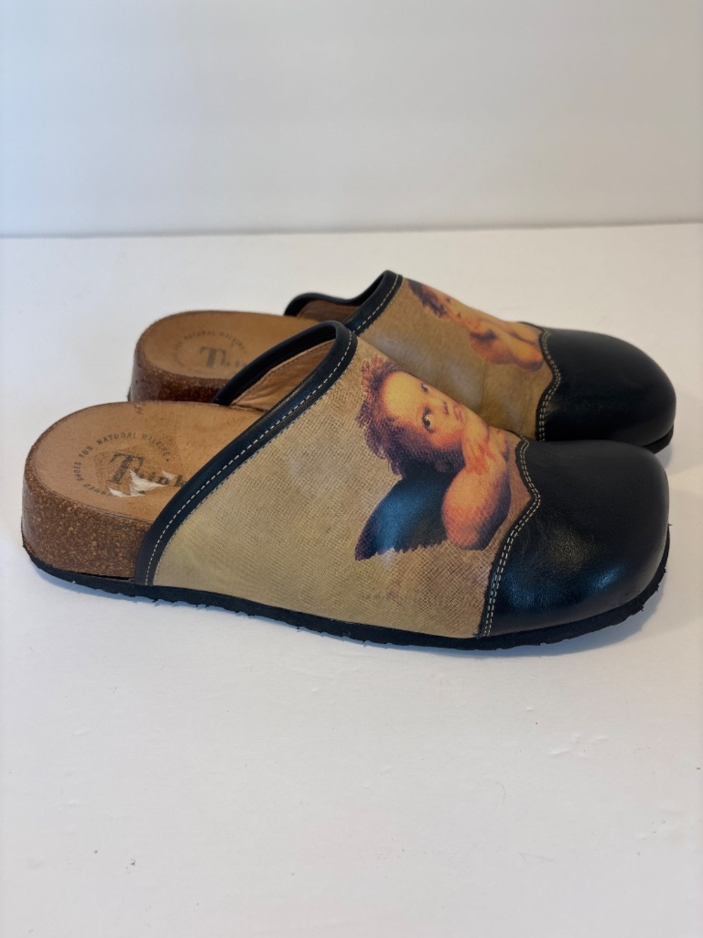 Vintage 90’s Think! Leather Mule Clogs Painted Angel Design 39 - Picture 4 of 5